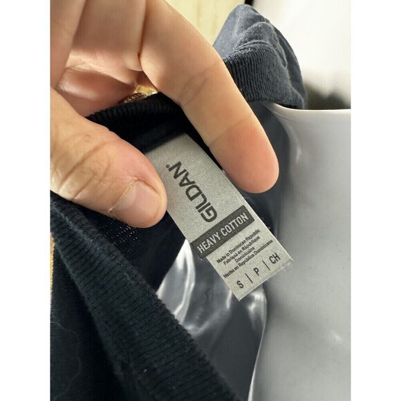 McDonald’s Cardi B Offset 2023 Employee Black T-Shirt Size Small Short Sleeve - Picture 4 of 4